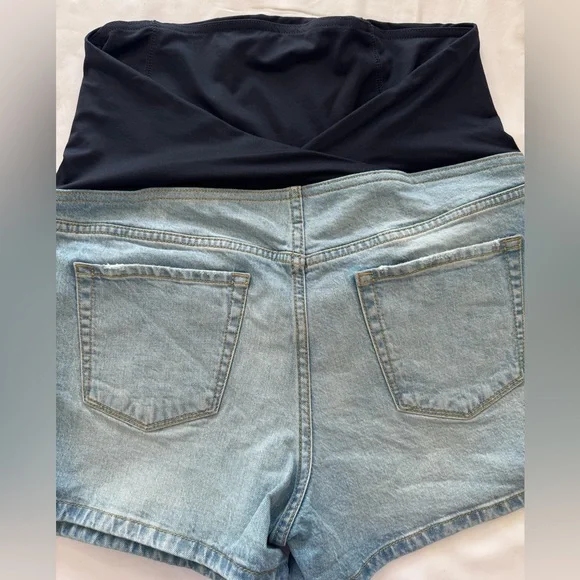 Maternity Denim Shorts with Black Stretch Panel - Picture 4 of 6